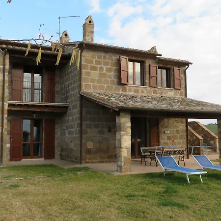 Le Sorgenti مزرعة للإقامة *